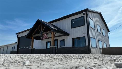 214 Airport Road Washington IA 52353