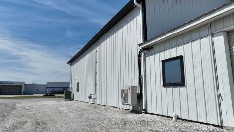214 Airport Road Washington IA 52353