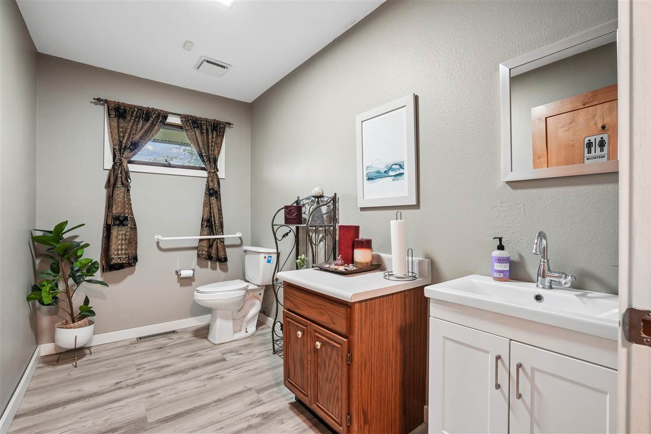 725 Blairs Ferry Road Marion IA 52302