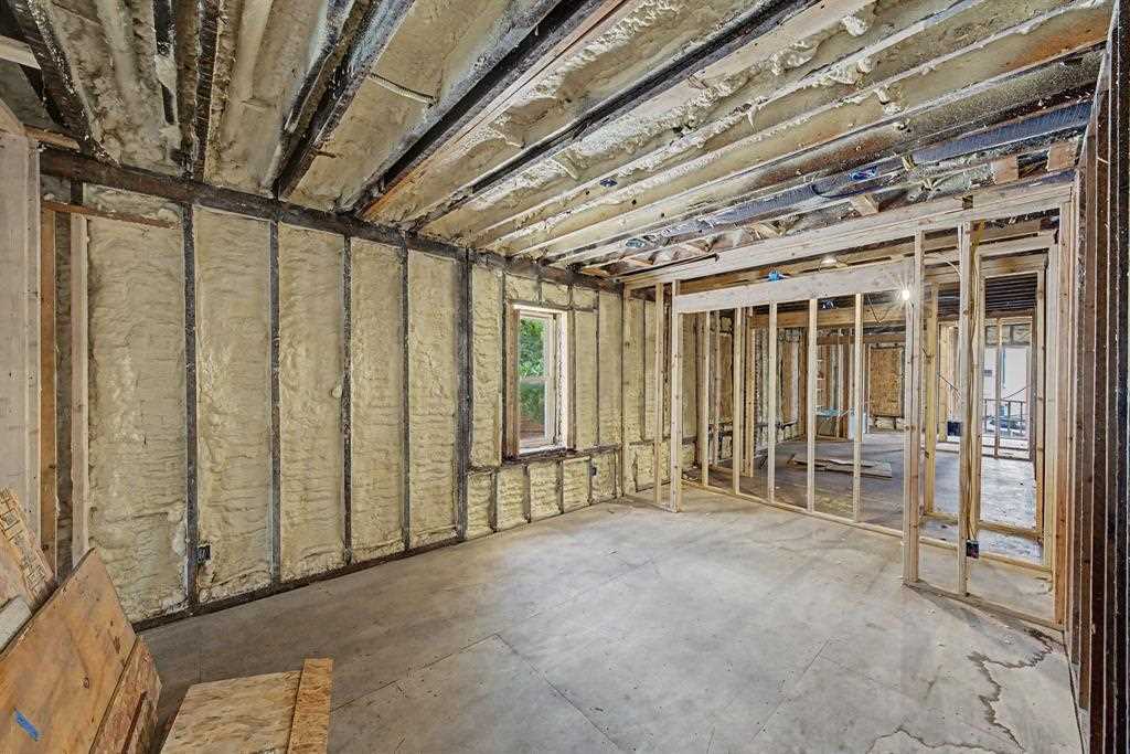 726 12th Street Belle Plaine IA 52208
