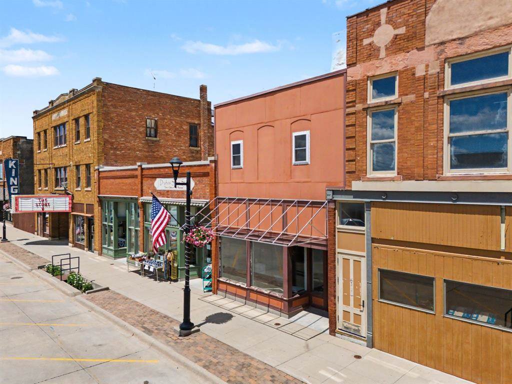 726 12th Street Belle Plaine IA 52208
