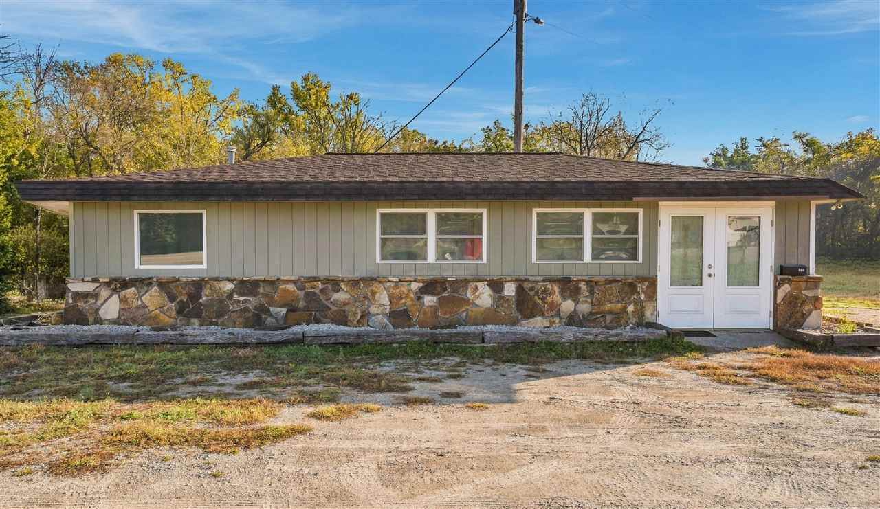600 Franklin Street Center Point IA 52213