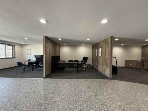 209 Franklin Street Center Point IA 52213
