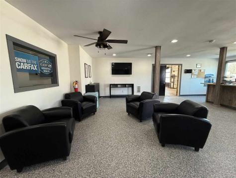 209 Franklin Street Center Point IA 52213