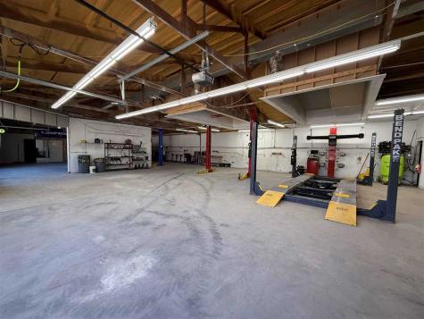 209 Franklin Street Center Point IA 52213