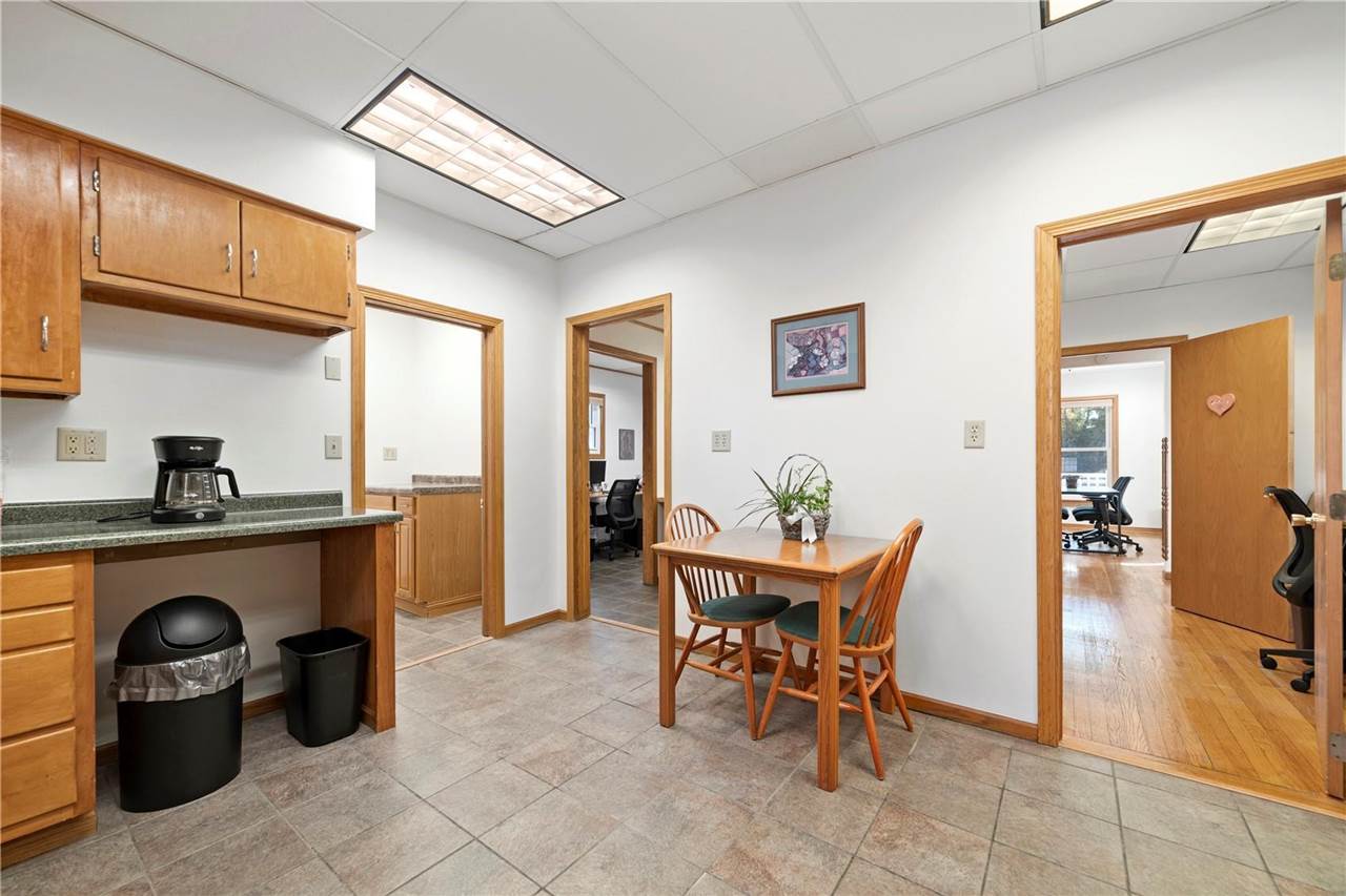 448 7th Avenue Marion IA 52302