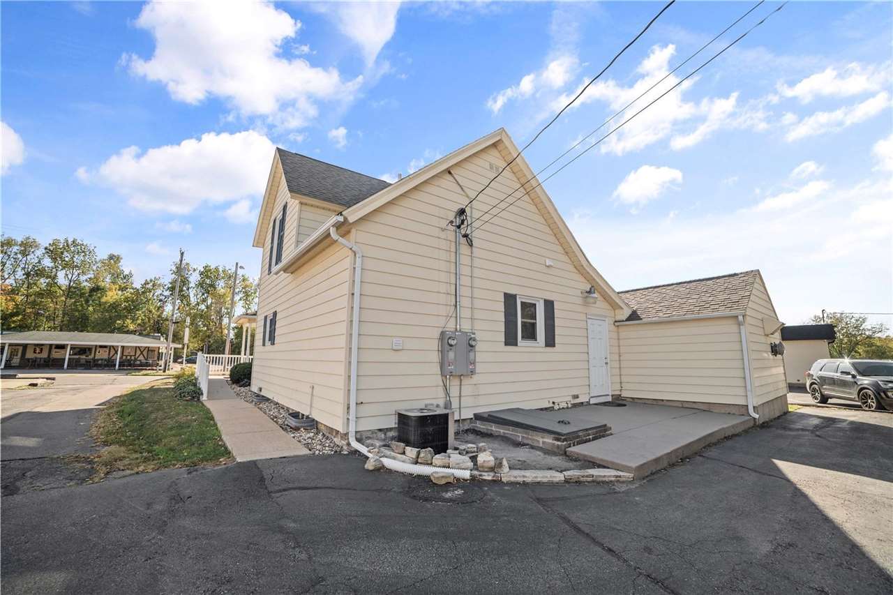 448 7th Avenue Marion IA 52302