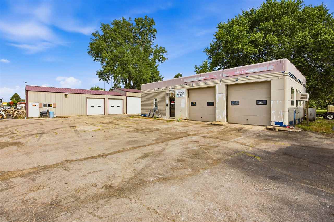 318 E Business 30 Lisbon IA 52253