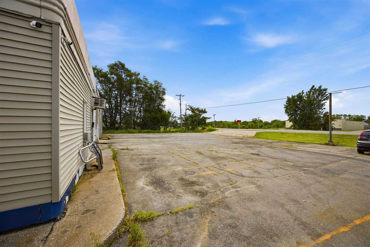 318 E Business 30 Lisbon IA 52253