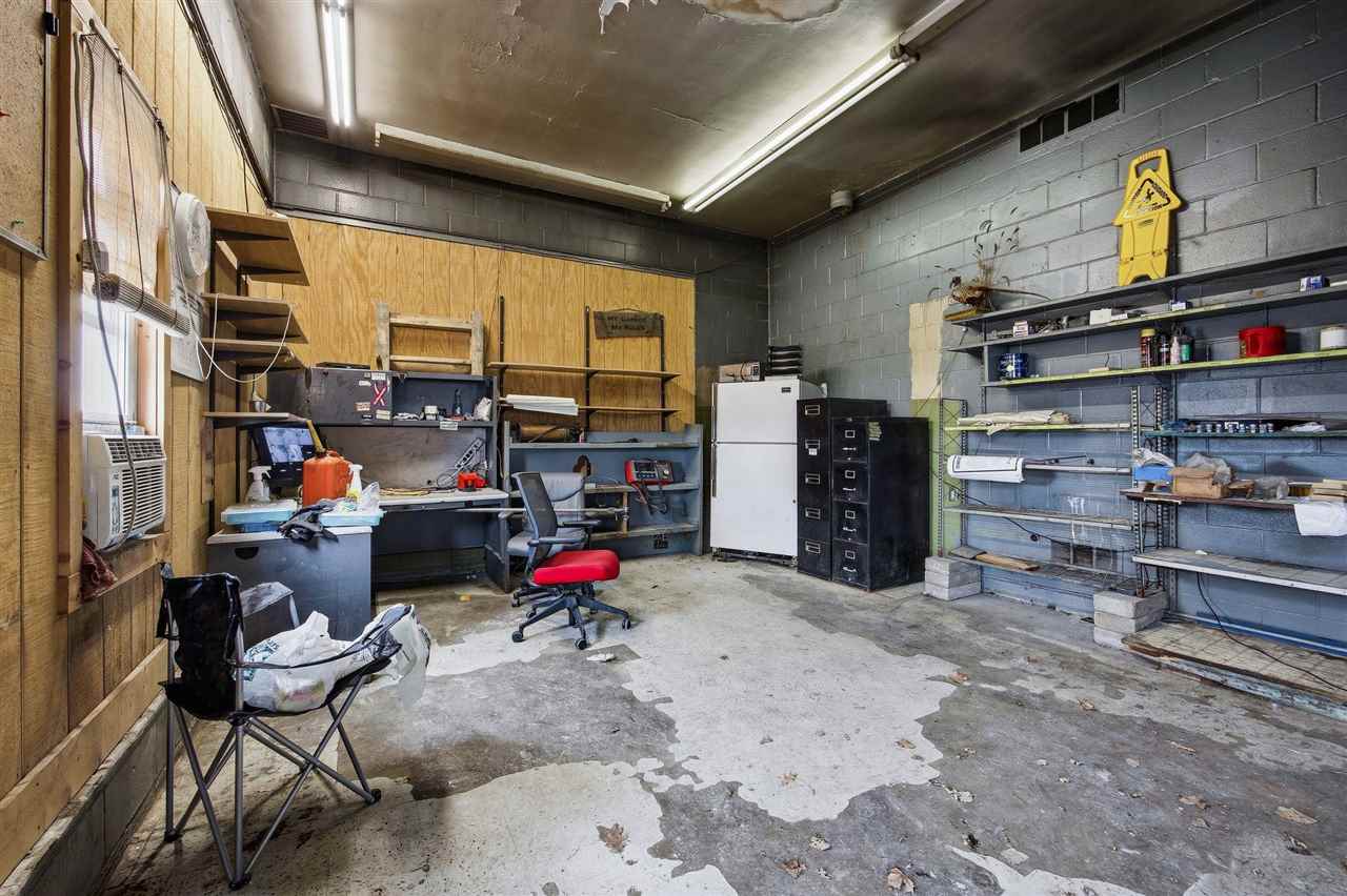 318 E Business 30 Lisbon IA 52253