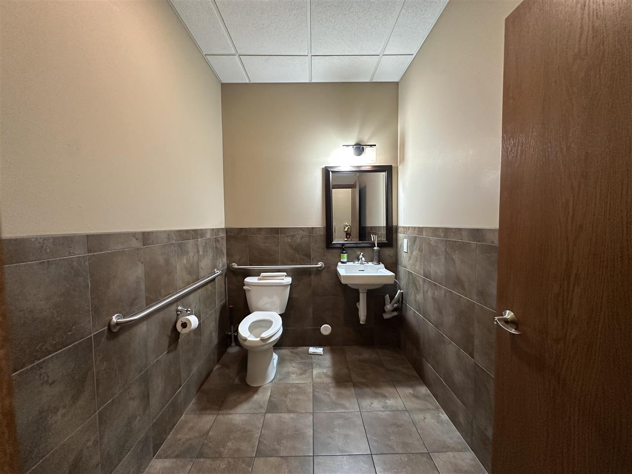 673 Westbury Drive Iowa City IA 52245