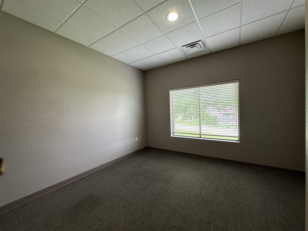 673 Westbury Drive Iowa City IA 52245