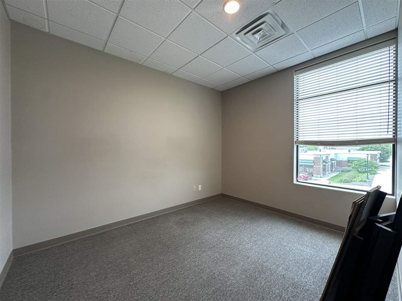 673 Westbury Drive Iowa City IA 52245