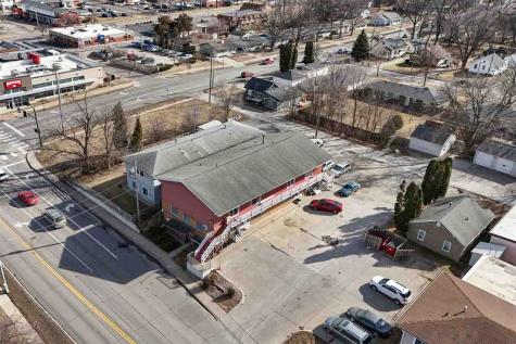 2203-2221 Muscatine Avenue Iowa City IA 52240