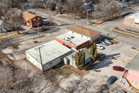 2203-2221 Muscatine Avenue Iowa City IA 52240