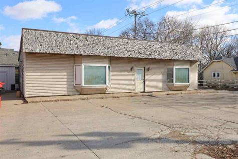 2203-2221 Muscatine Avenue Iowa City IA 52240