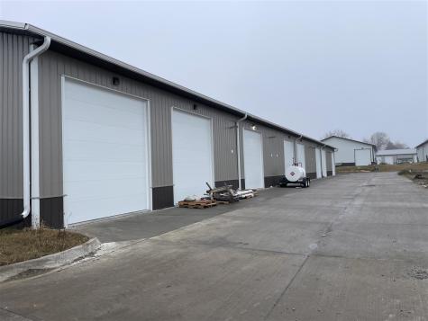 128 Greenfield Drive Tiffin IA 52340