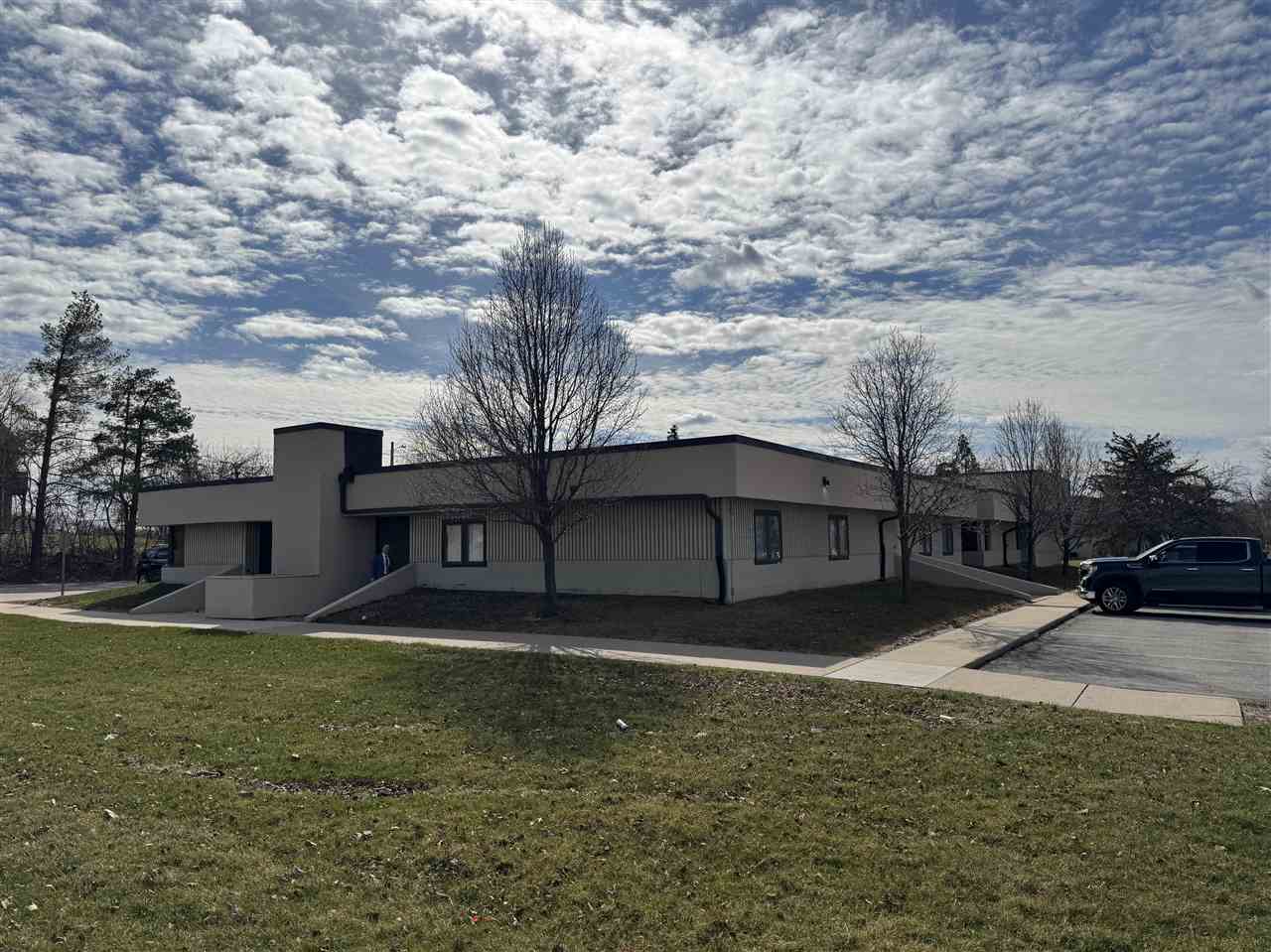 3601 42nd Street NE Cedar Rapids IA 52402