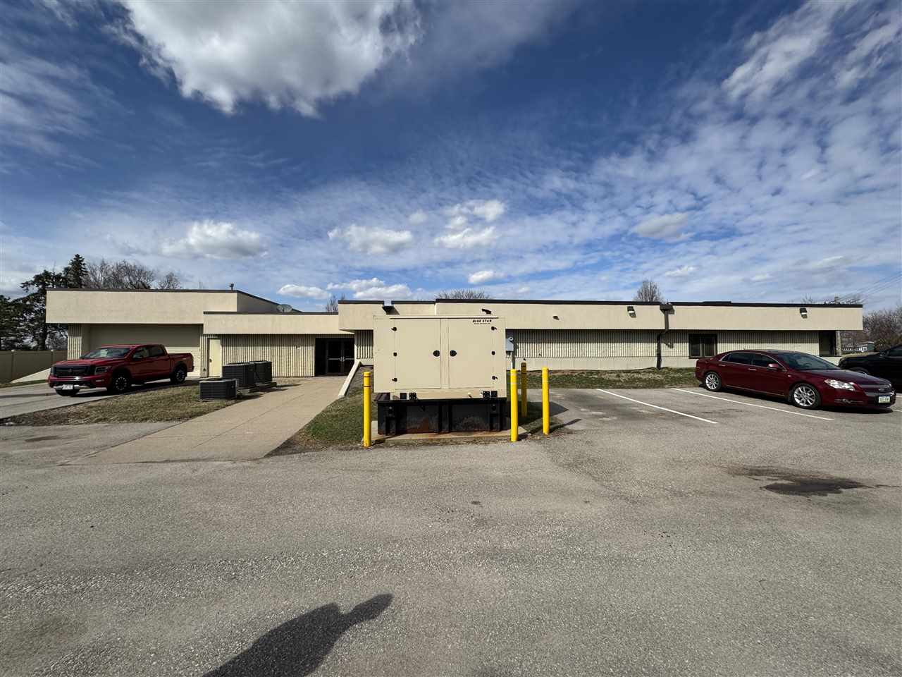 3601 42nd Street NE Cedar Rapids IA 52402
