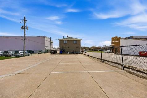 405 2nd Street Coralville IA 52241