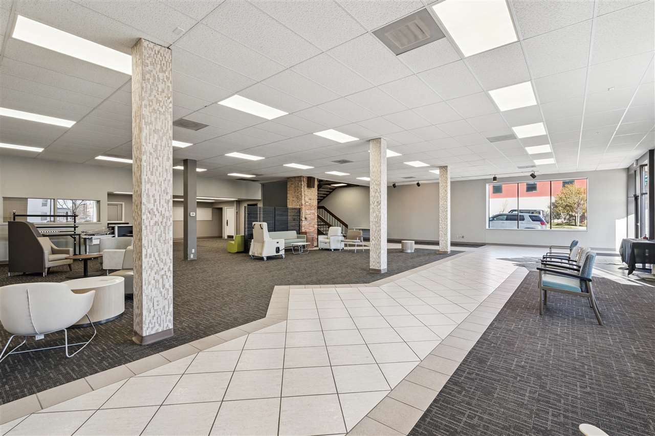724 3rd Avenue SE Cedar Rapids IA 52401