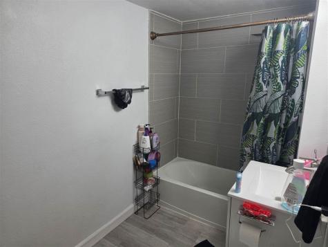 1004 Oneida Avenue Davenport IA 52803