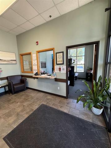 5005 Bowling Street SW Cedar Rapids IA 52404
