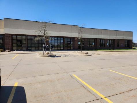 5005 Bowling Street SW Cedar Rapids IA 52404
