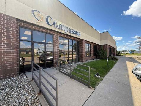 5005 Bowling Street SW Cedar Rapids IA 52404