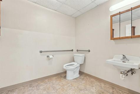 603 B Avenue Kalona IA 52247