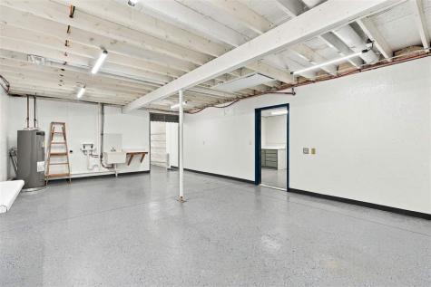 603 B Avenue Kalona IA 52247