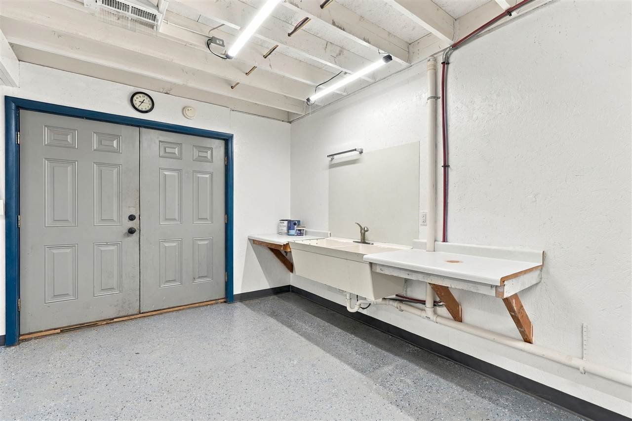 603 B Avenue Kalona IA 52247