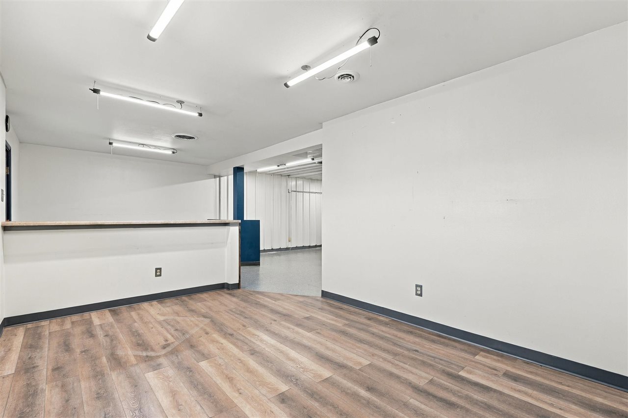 603 B Avenue Kalona IA 52247