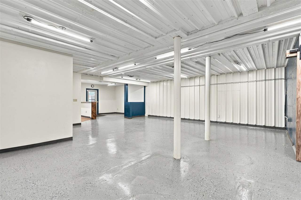 603 B Avenue Kalona IA 52247