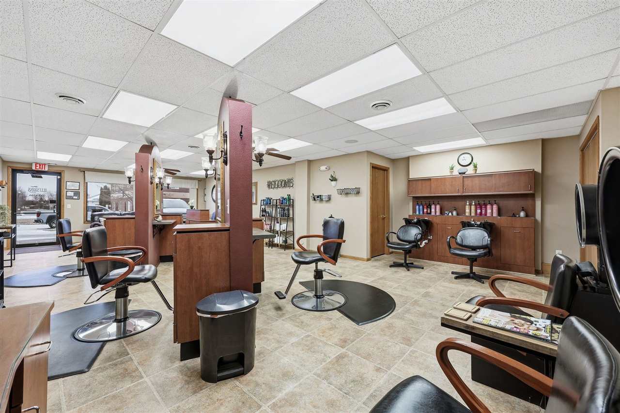 205 Scott Court Iowa City IA 52245
