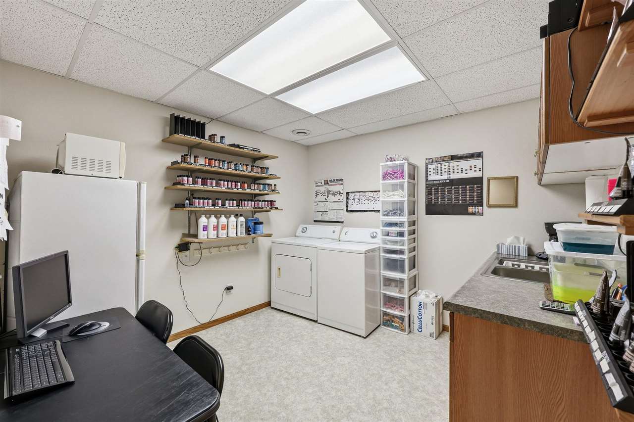 205 Scott Court Iowa City IA 52245