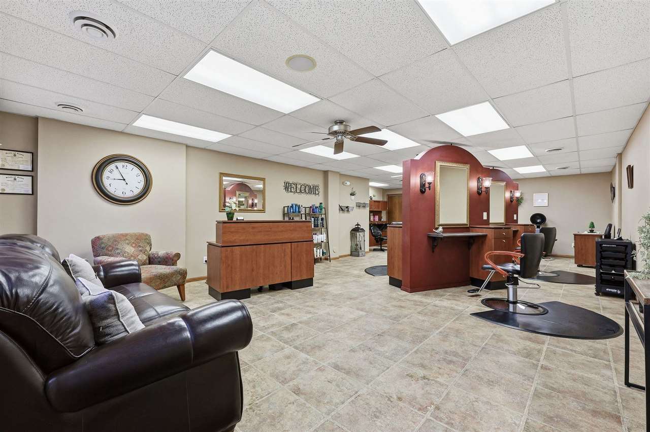 205 Scott Court Iowa City IA 52245