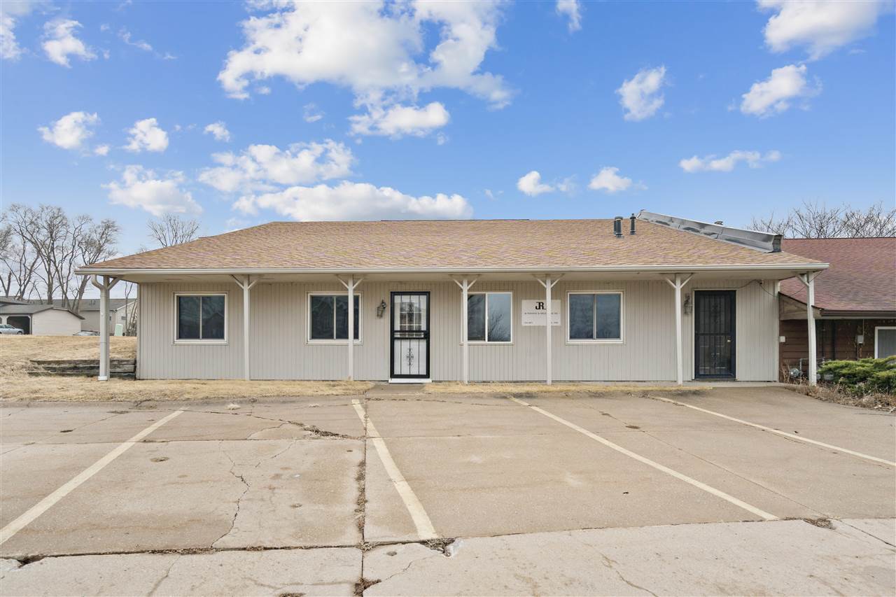 2460 10th Street Coralville IA 52241