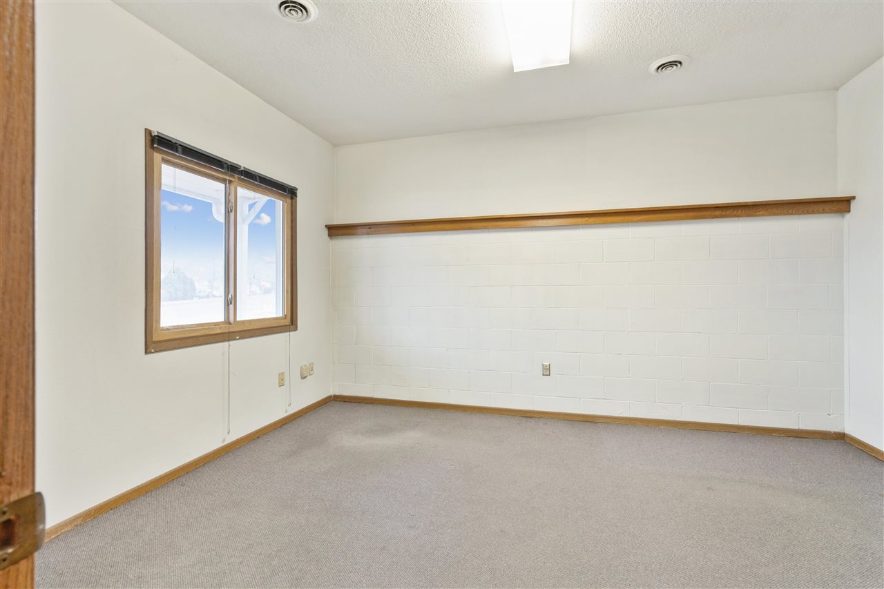 2460 10th Street Coralville IA 52241