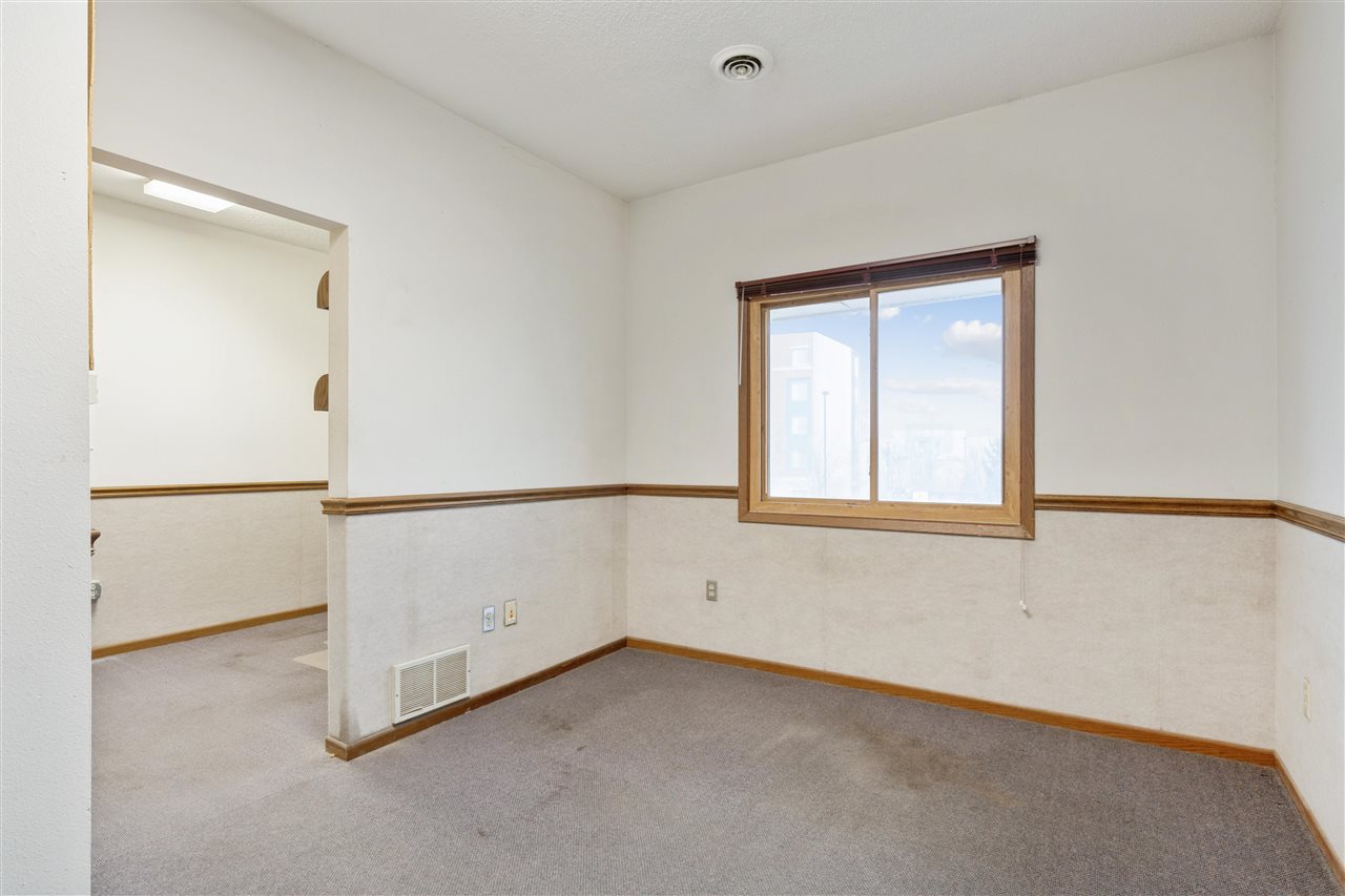 2460 10th Street Coralville IA 52241