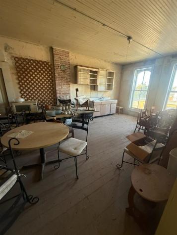 101 W Marion Sigourney IA 52591