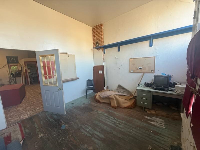 101 W Marion Sigourney IA 52591