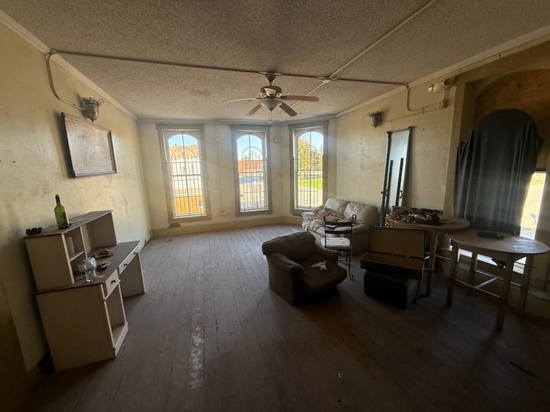 101 W Marion Sigourney IA 52591