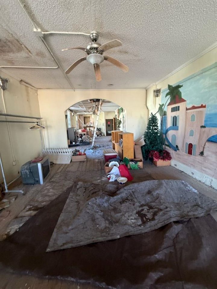 101 W Marion Sigourney IA 52591
