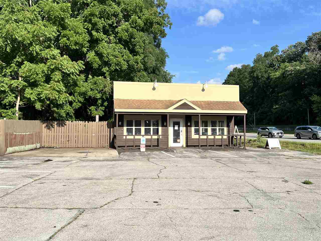 2 Rocky Shore Drive Iowa City IA 52246