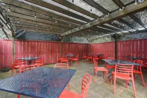203 5th Street Kalona IA 52247