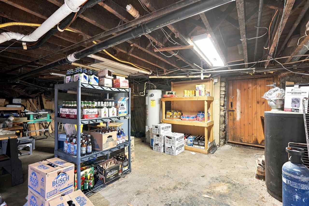 203 5th Street Kalona IA 52247
