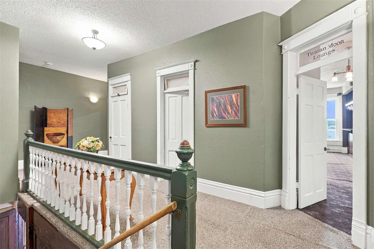 203 5th Street Kalona IA 52247