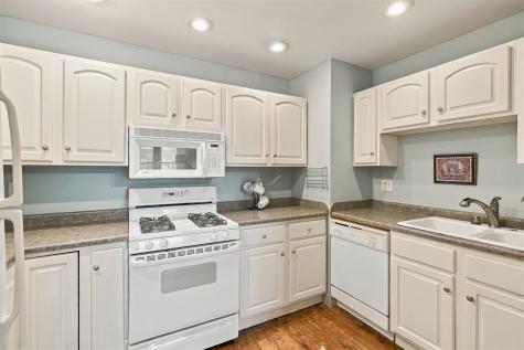 203 5th Street Kalona IA 52247