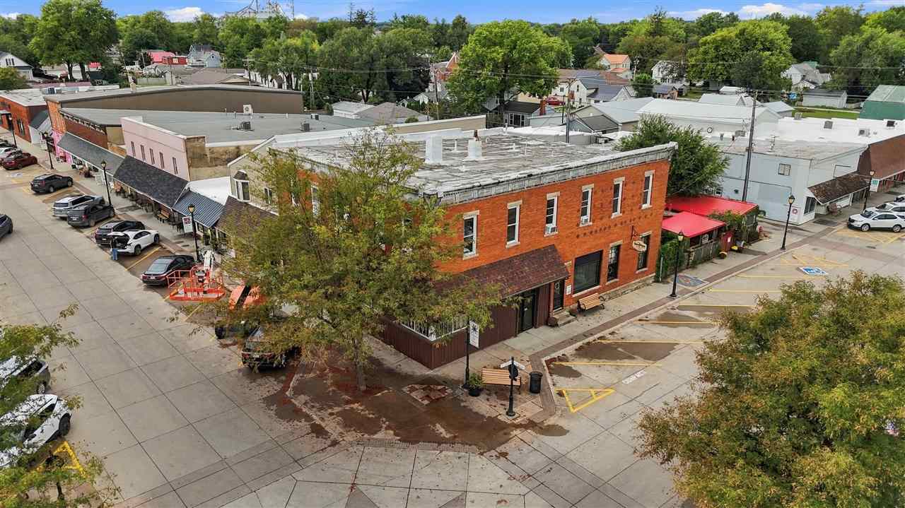 203 5th Street Kalona IA 52247